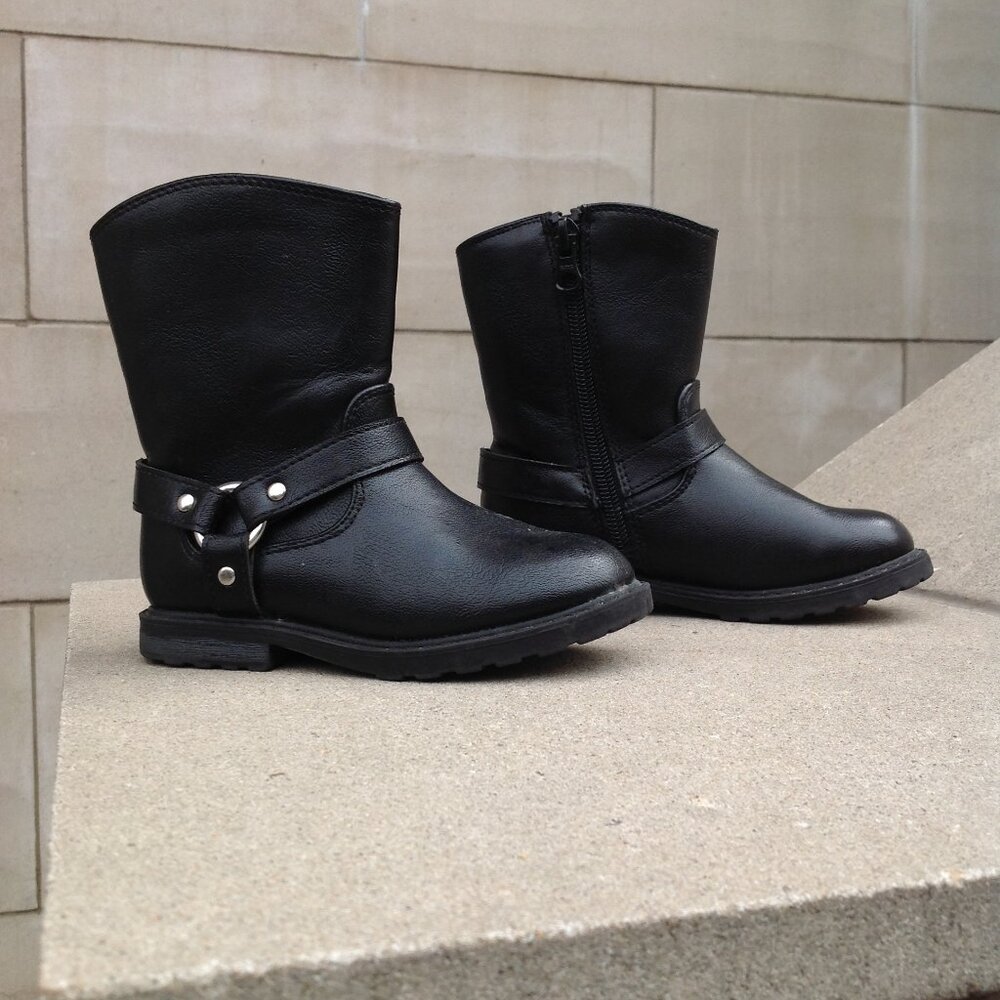 Cat & Jack Black Boots Size 8 w Side Strap+ Metal Silver Ring